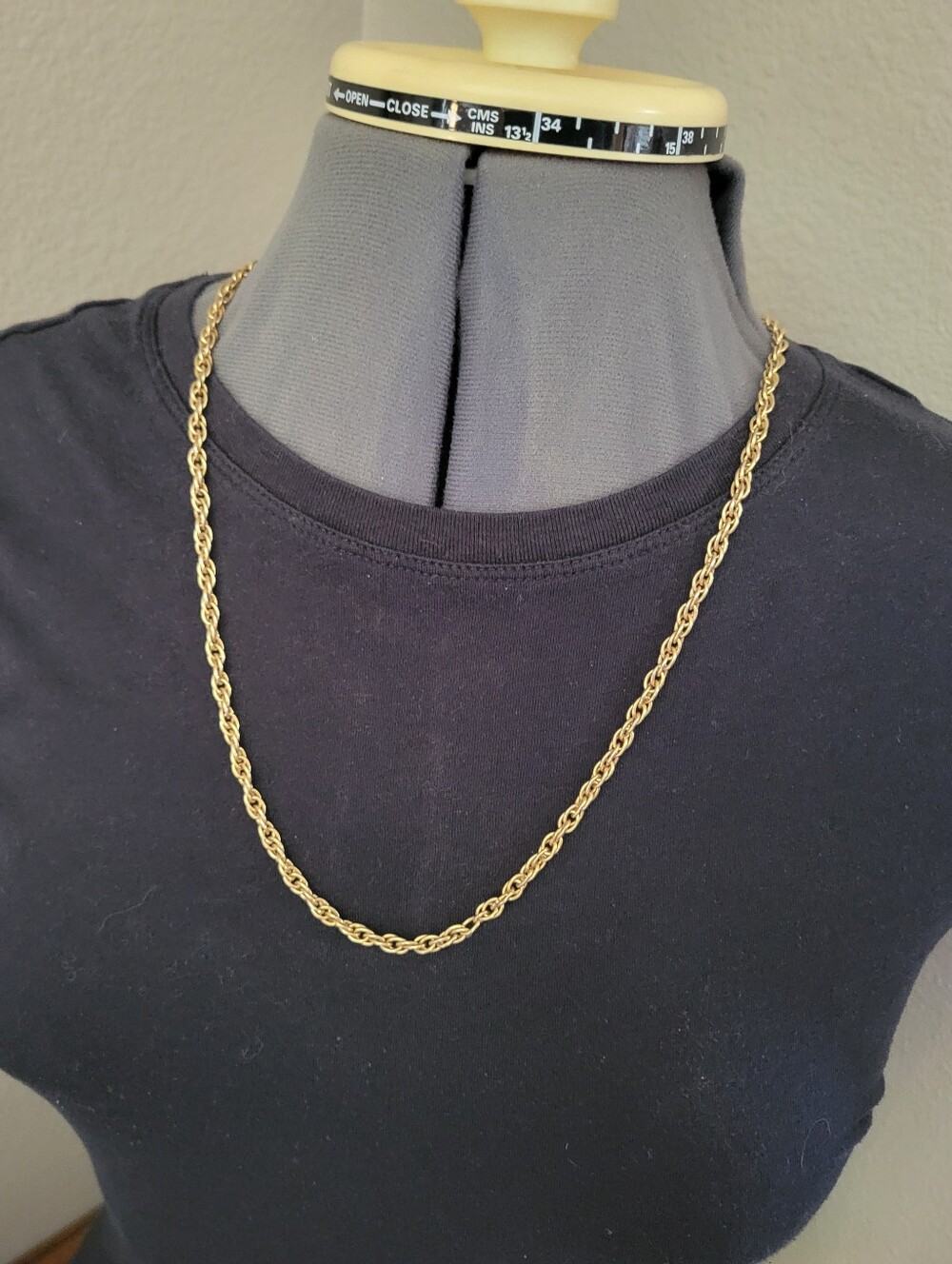 Vintage 1970s 1980s Gold Tone Continuous Loop French Rope Chain Necklace 26 In